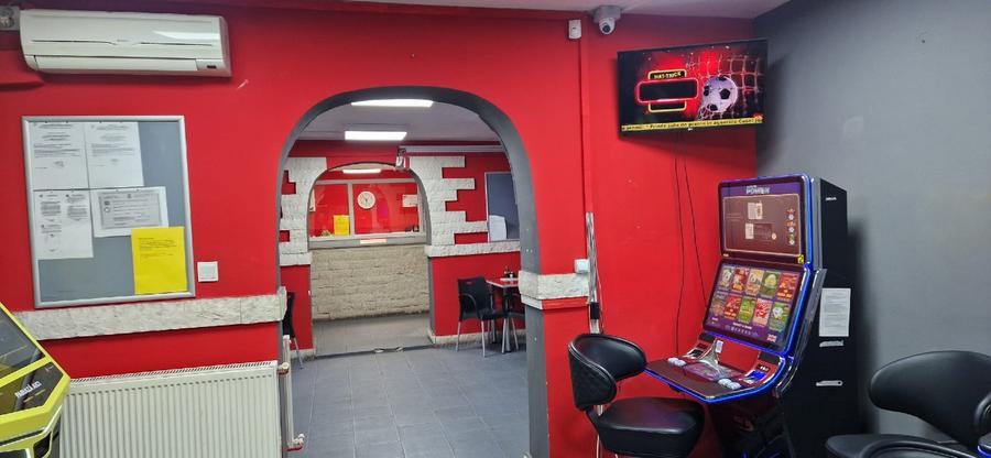 Spațiu comercial 140 mp + curte 350 mp, parcare, Inel II–Marvimex