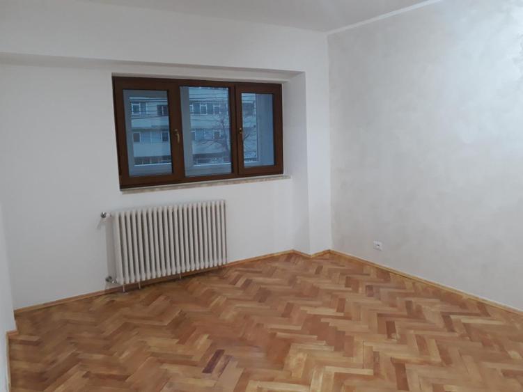 Pacurari-Luk Oil . apartament cu doua camere ,LIBER , 72 mp suprafata totala