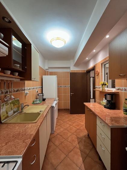 3 CAMERE || CENTRALA PROPRIE || IMOBIL CU LIFT || PIATA DOROBANTI
