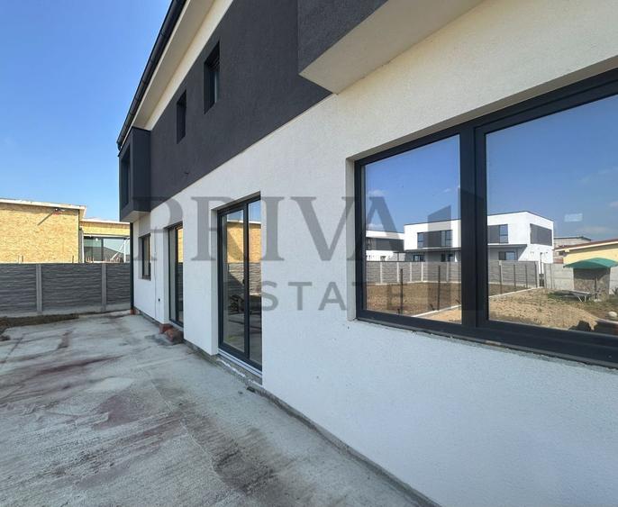 Duplex modern 4 camere, 3 bai, 170 mp, Dumbrăvița
