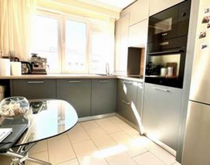 Titan PARC,bl.REABILITAT,mobilat,utilat complet,balcon,AC,AMENAJAT,spatios
