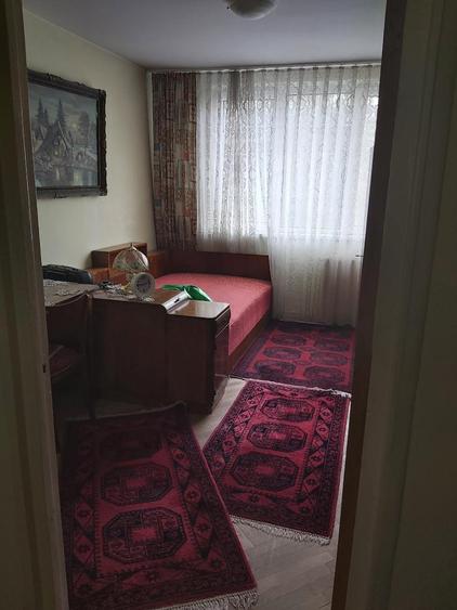 Apartament 3 camere spațios | Centrul Civic | 2 balcoane | Poziție excelentă