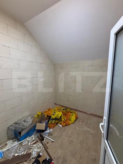 Casa cu 5 camere, 550 mp, teren de 800 mp, zona Salcea