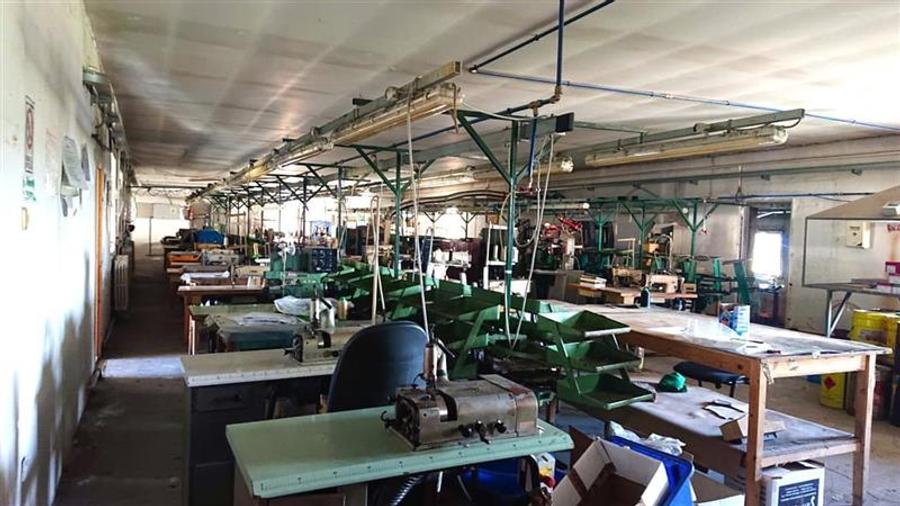 Hala de productie, birouri si 2191 mp teren in Brad, Hunedoara