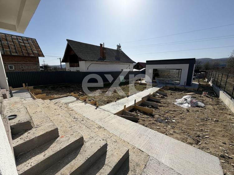 CASĂ MODERNĂ LA CHEIE în Curtea de Argeș | 1.000 MP TEREN | 4 camere + Anexe
