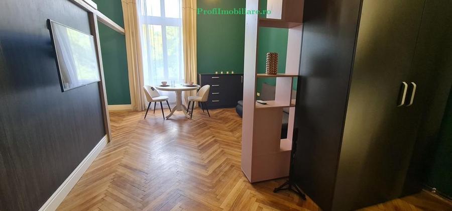 Apartament exclusivist et.1 langa Primarie, balcon vedere spre Parc