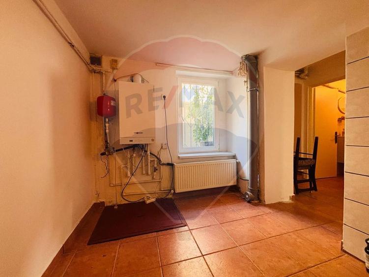 Spațiu de birouri central 2 camere in apropriere Bd. Mamaia Constanta