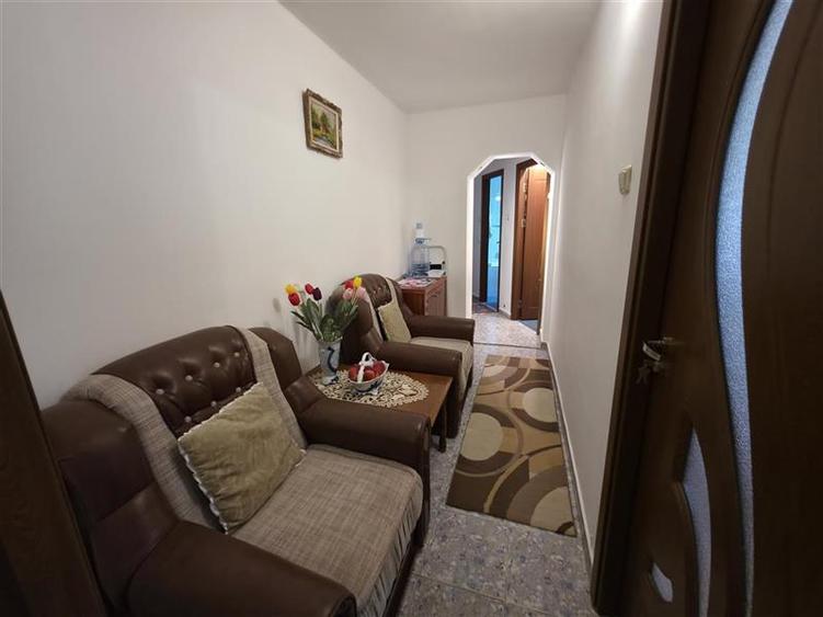 Apartament cu 4 camere si centrala termica