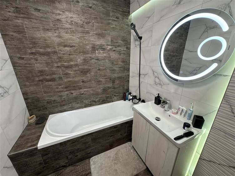 Apartament cu 2 camere de inchiriat Prima Premium, decebal