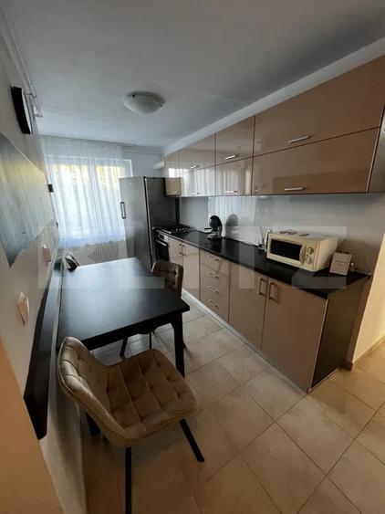 Apartament 4 camere, 80 mp, zona 7 Noimebrie