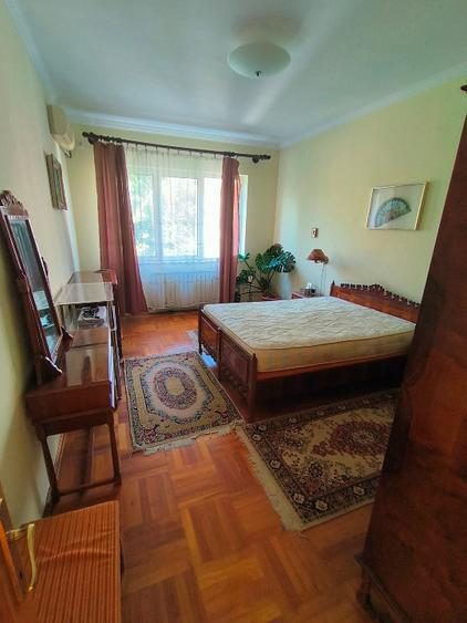 Vila tip Duplex/ Jumătate de vila individuala cu spatiu generos