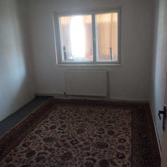 Apartament 3 camere Tomesti