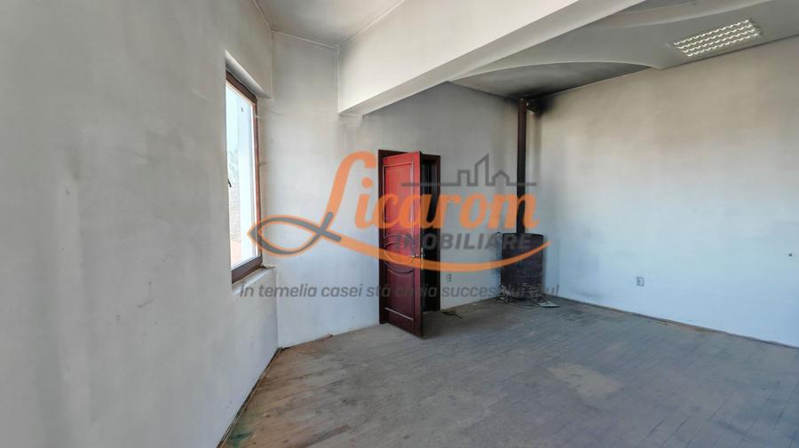 Cladire P+4 Rasnov- Central, IDEAL INVESTITIE.