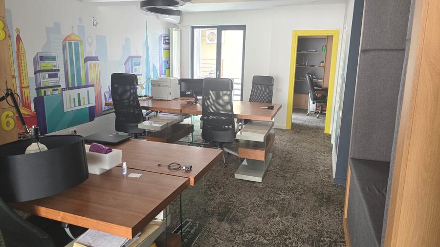 Zona Kiseleff adiacent imobil 5 camere disponibil pentru inchiriere