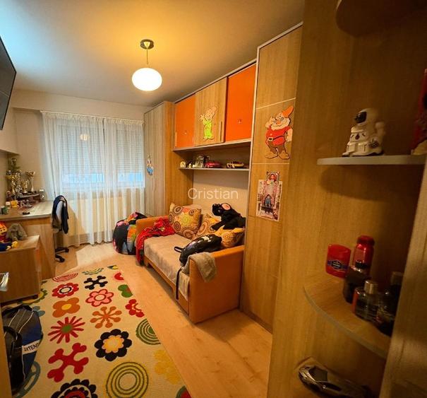 Apartament 4 Camere, Casa de Cultura, mobilat si utilat, proprietate personala - 9