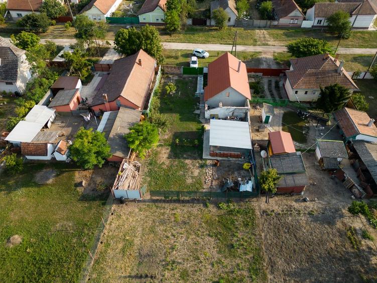 Casă cu 3 camere lângă graniță