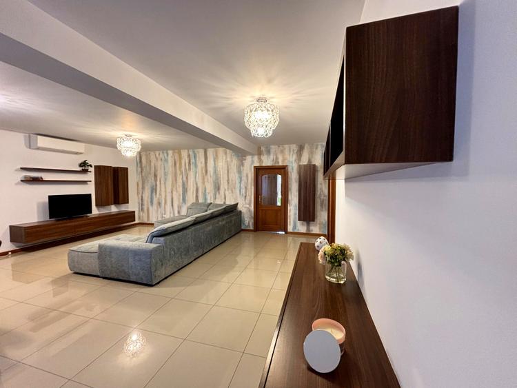 Casă elegantă, 203 mp utili + 500 mp teren - Pictor Brana, Șelimbăr, Sibiu