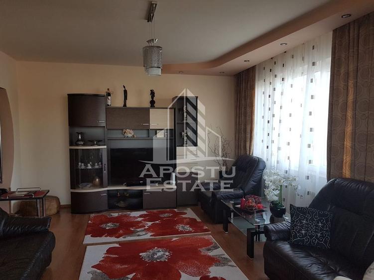 Apartament cu 3 camere de vanzare in zona Tipografilor, Timisoara