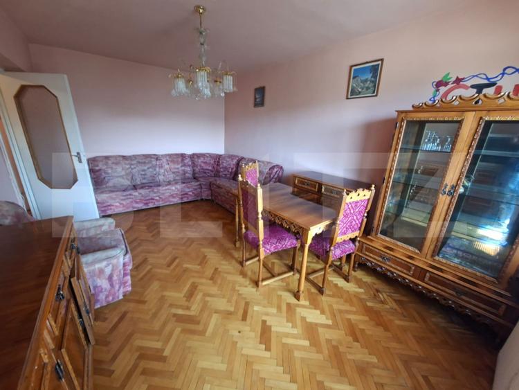 Apartament cu trei camere de vânzare în Tudor! Zona Înfrățirii|