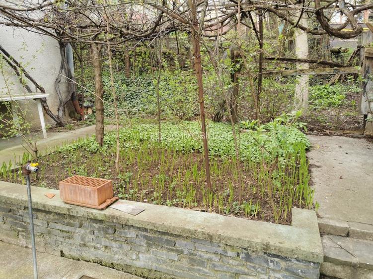 Apartament 5 camere pe 2 niveluri zona Central - 16