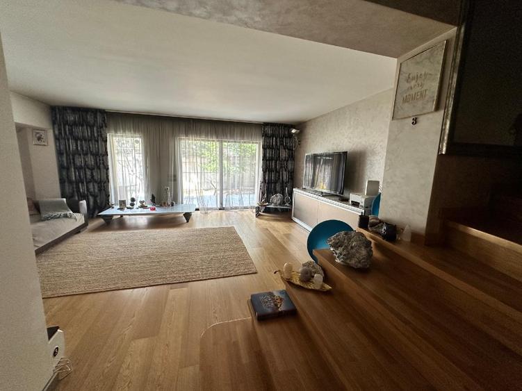 Proprietar, vila individuala, cartier inchis, renovata 2018, >300mp construiti