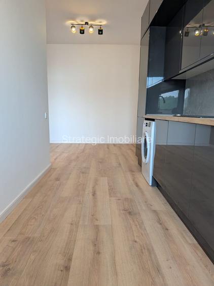 Apartament cu 3 camere, zona Eroilor, Floresti - 2