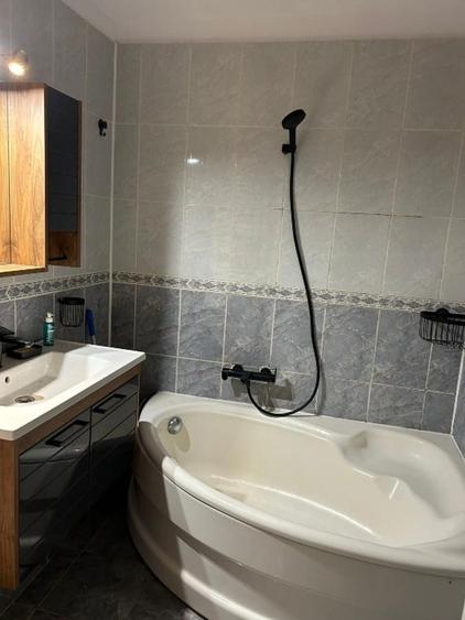 Alba Iulia 2 camere cu balcon
