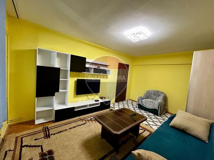 Apartament cu 2 camere de închiriat pe bulevardul Traian