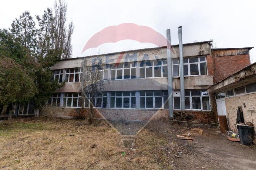 Platforma industriala 33.000 mp | fosta fabrica dolomita | acces TIR |