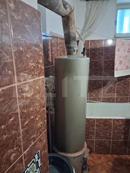 Apartament cu 3 camere, etajul 3, Câmpulung Moldovenesc