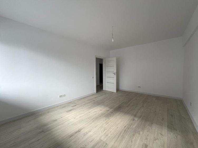 Apartament 2 camere de vanzare
