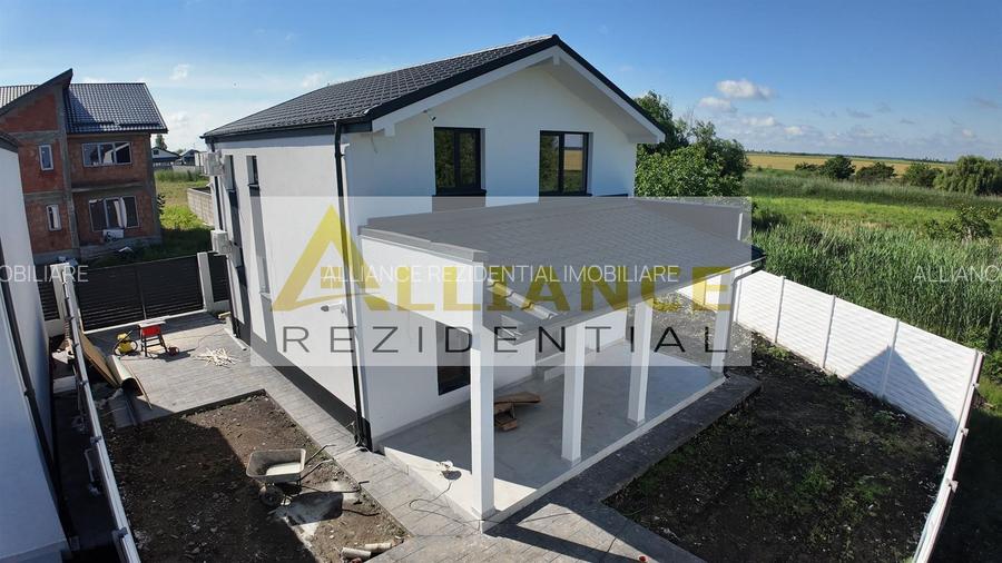 CASA INDIVIDUALA P+M | COMUNA BERCENI | STRADA MIORITA - 2