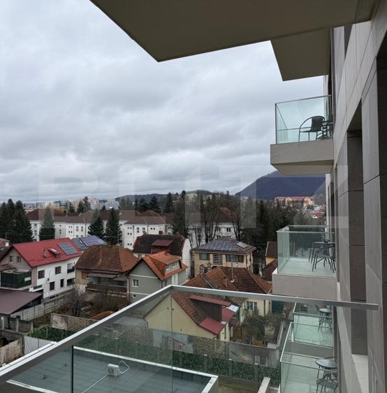 Apartament de lux, cu 2 camere, 54 mp - zona ultracentrala