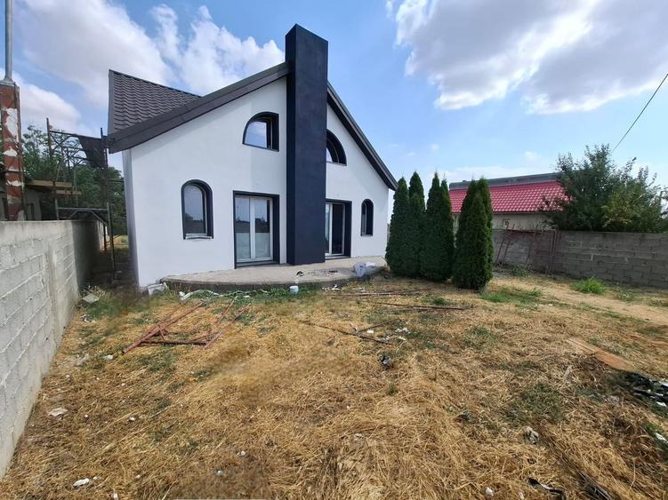 Casa de vanzare Botarlau