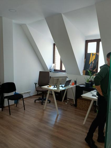 SPATIU DE BIROURI - LOCATIE EXCELENTA- METROU UNIRII