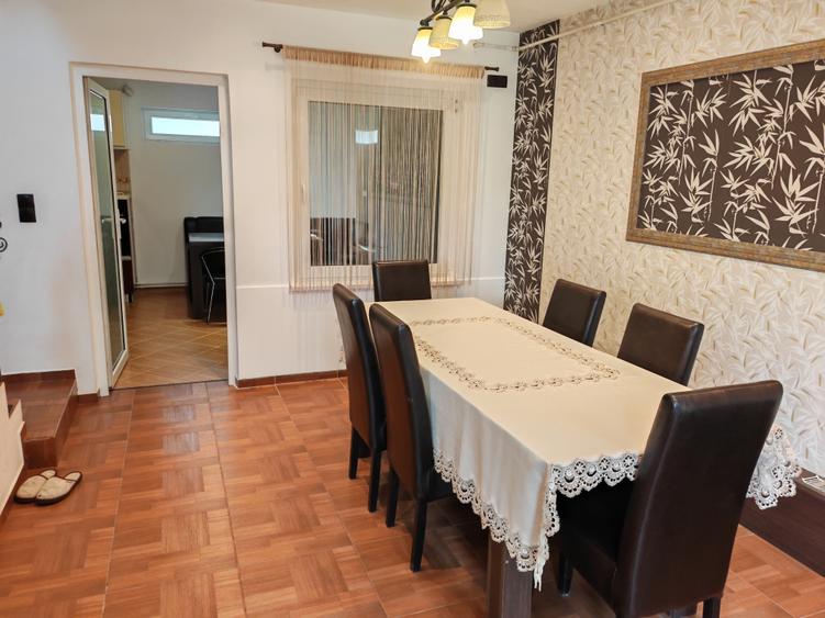 Casa 8 camere mobilata si utilata RASNOV