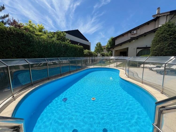Vila amplasata in complex rezidential, piscina, padure, IANCU NICOLAE
