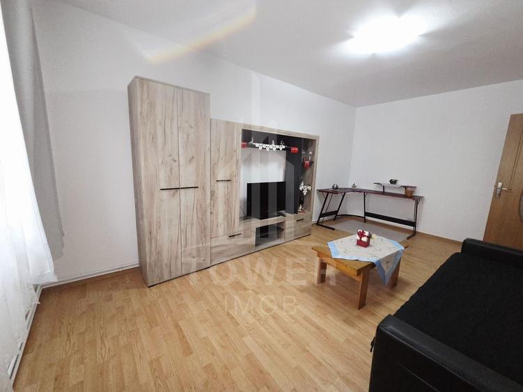 Apartament 3 camere de închiriat - Vasile Aaron