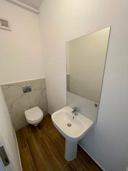 Proprietar inchiriez apartament mobilat, loc de parcare, lift