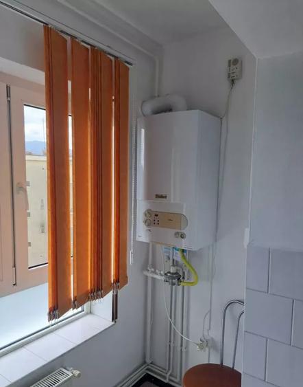 Scriitorilor-2 camere BOXA