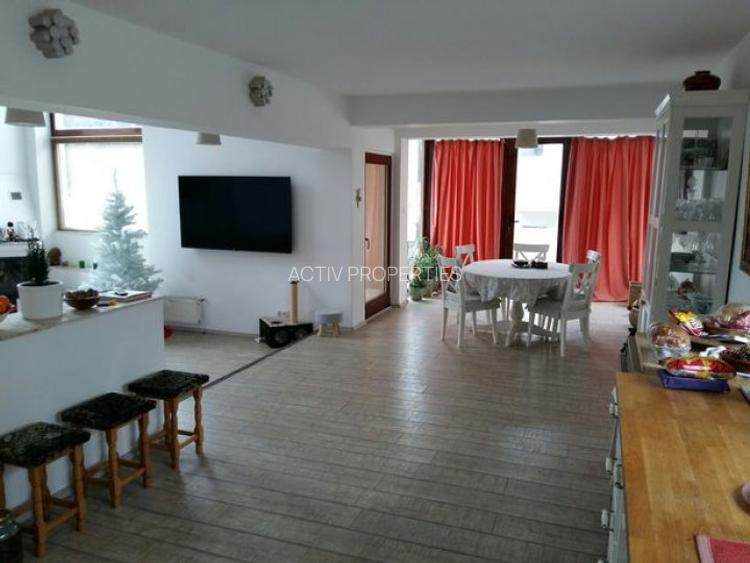 Vila ren.2018,P+1+M, 5 dormitoare,4bai,teren 500 mp,garaj 2 loc.cu acces in casa - 8