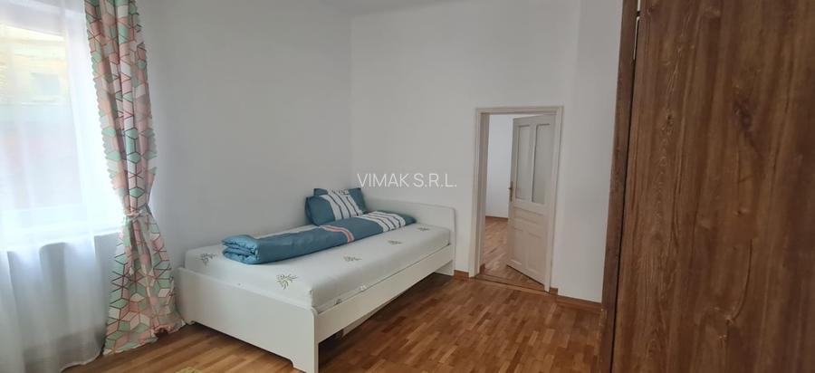 Inchiriez apartament 4 cam str.Sitei, Centrul Civic . - 8