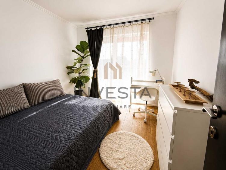 Apartament 4 camere, 92 mp utili + terasa 105 mp, zona Intre Lacuri