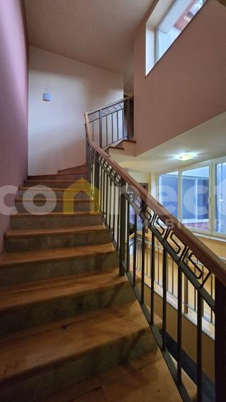 Casă de închiriat – 5 camere | garaj dublu, curte, saună | Buna Ziua