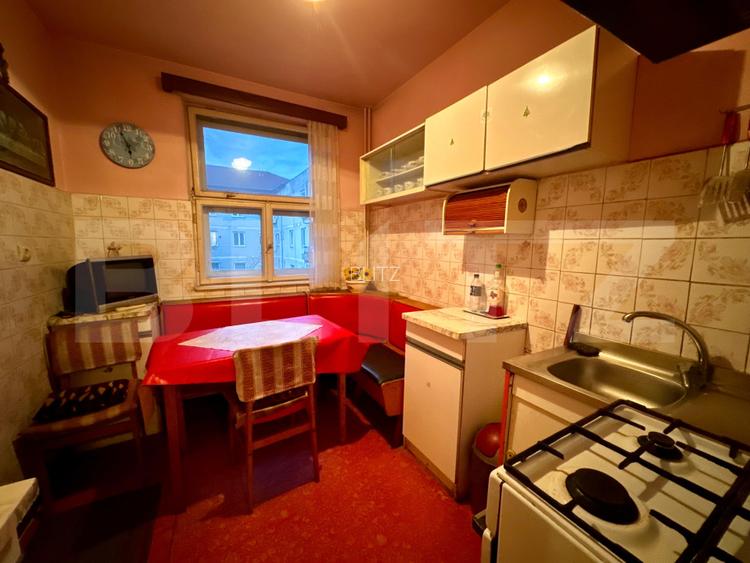 Apartament 3 camere, etaj 3 - zonă Rogerius - 7