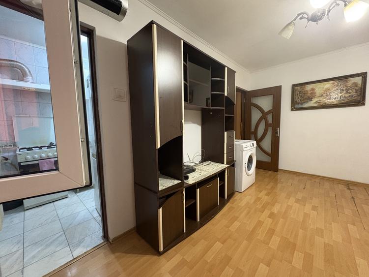 Alexaxndru!72900euro! Apartament 2 camere, et 1/4,balcon,CT!