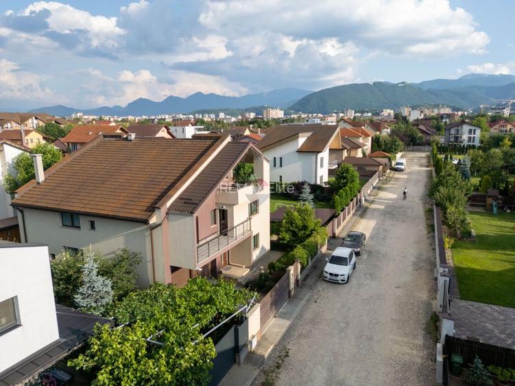 Casă / Vilă premium cu 6 camere de vânzare in Brasov - 3