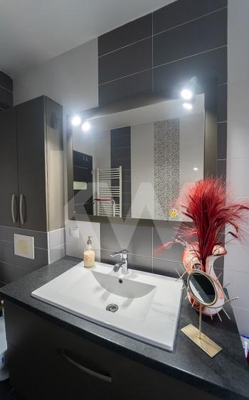 Apartament 3 camere cu curte proprie 104 mp