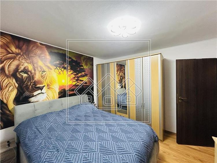 Apartament decomandat, 2 bai, 65 mp utili - Zona Turnisor