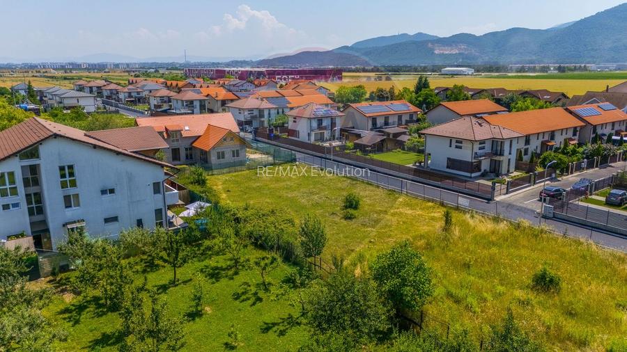 TEREN INTRAVILAN | 885 MP | GHIMBAV | VIEW POSTĂVARU |  COMISION 0% - 10